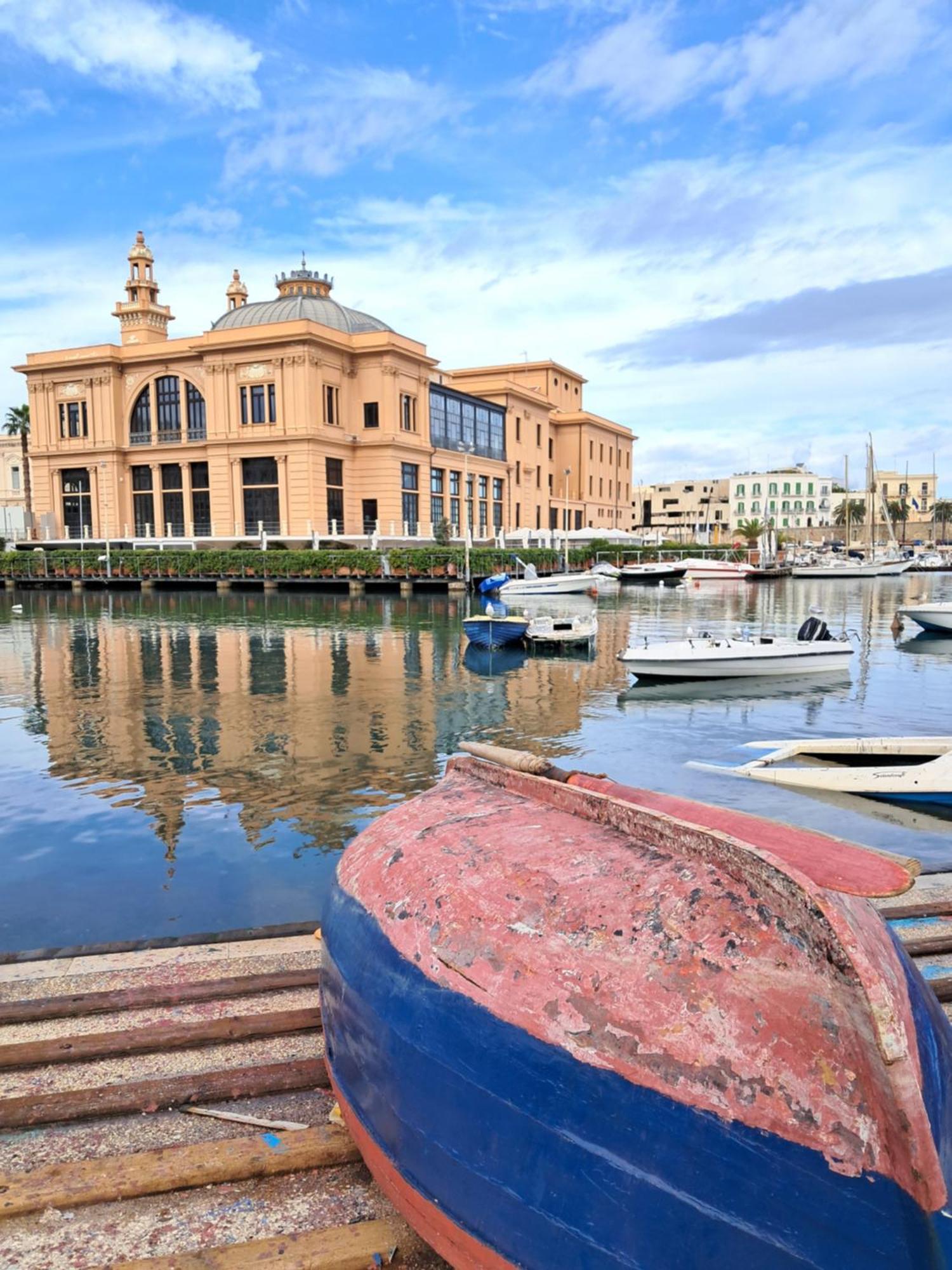Poesis Suite Bari Esterno foto