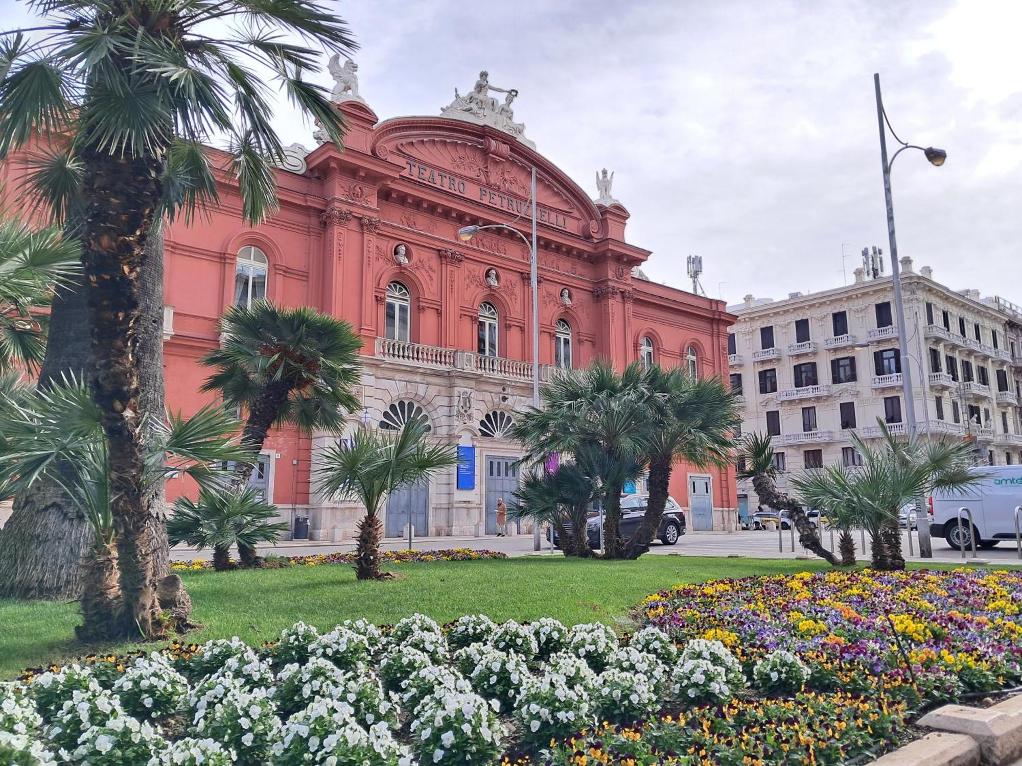 Poesis Suite Bari Esterno foto