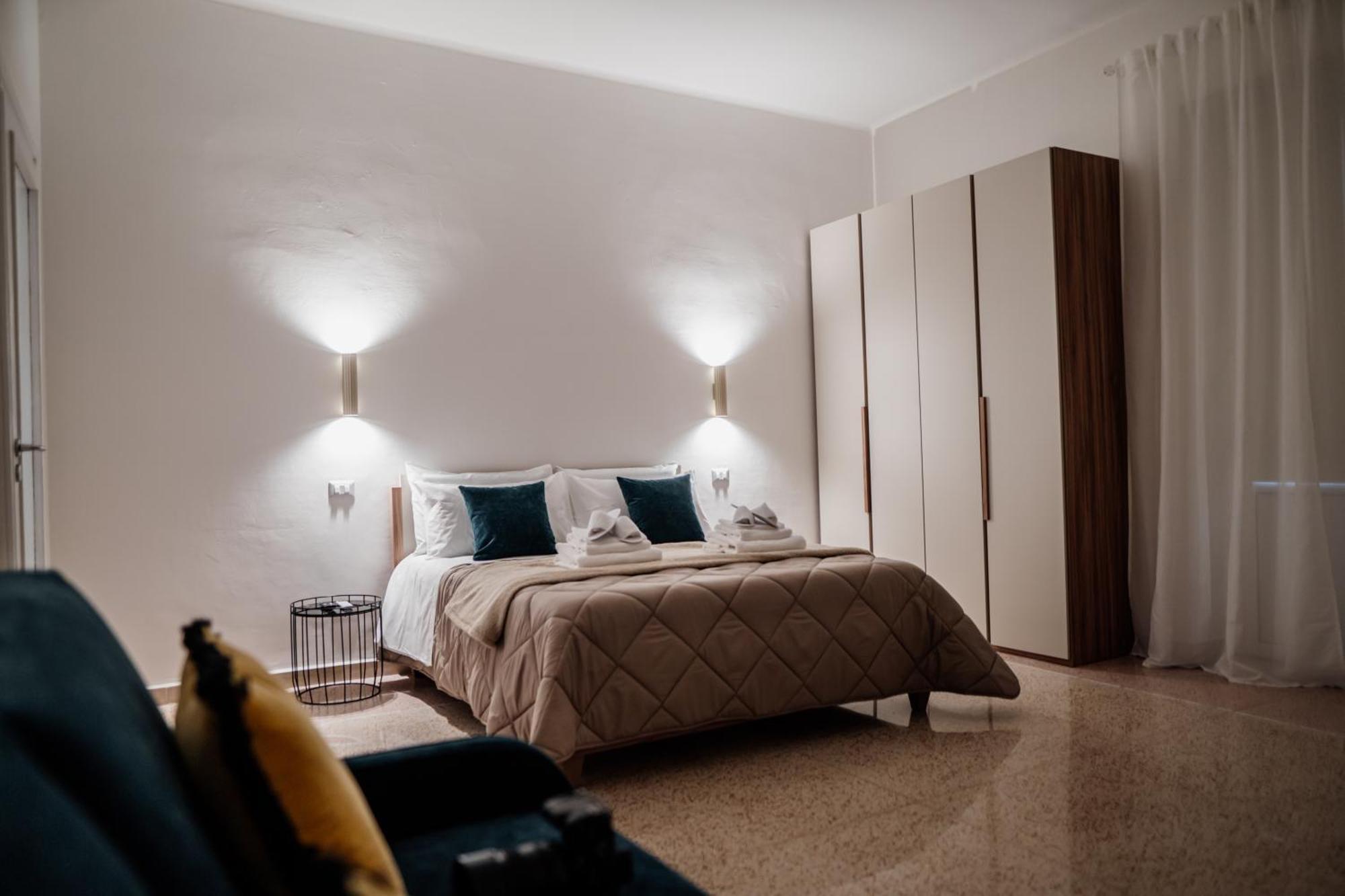 Poesis Suite Bari Esterno foto